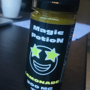 Recensione cliente Sciroppo di THC - Pozione magica con foto - Spliff