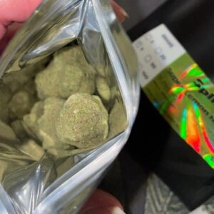 Recensione cliente Candy Kush con foto - Spliff
