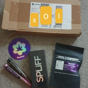 Recensione cliente Scatola da 3 spinelli CBD pre-rollati - Amnesia con foto - Spliff