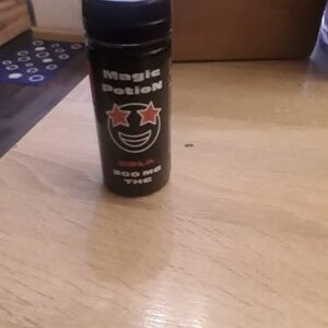 Recensione cliente Sciroppo di THC - Pozione magica con foto - Spliff