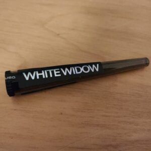 Recensione cliente Spinelli di CBD pre-rollati - White Widow con foto - Spliff