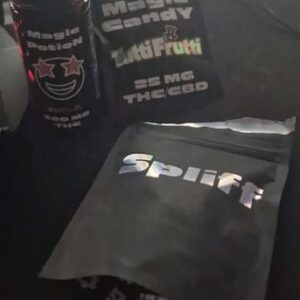 Recensione cliente Sciroppo di THC - Pozione magica con foto - Spliff