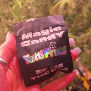 Recensione cliente Magic Candy - Bonbons THC con foto - Spliff