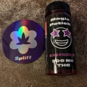Recensione cliente Sciroppo di THC - Pozione magica con foto - Spliff