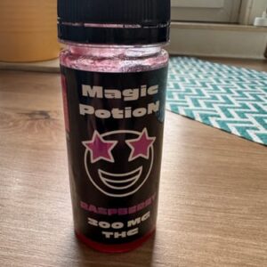 Recensione cliente Sciroppo di THC - Pozione magica con foto - Spliff