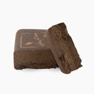 Maroccan Hash 70% CBD, panetto setacciato marrone scuro caldo