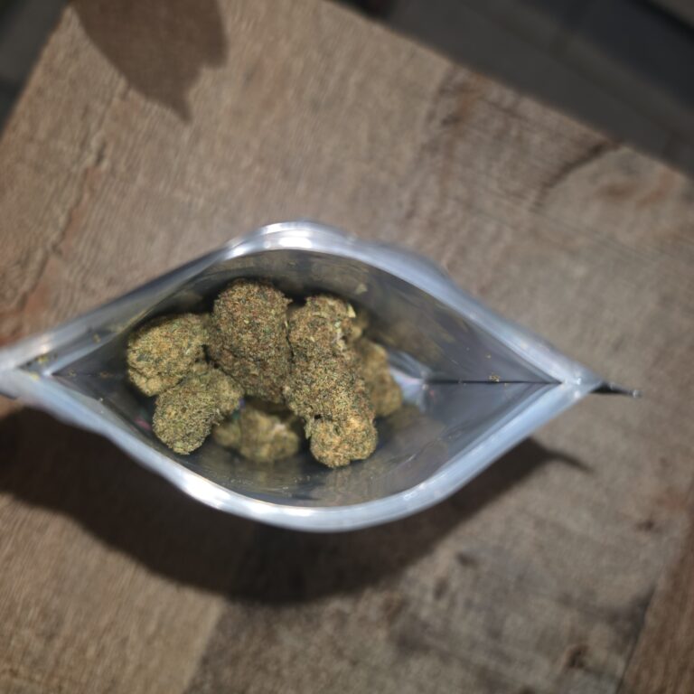 Click to view full screen Recensione cliente Big Buddha con foto - Spliff