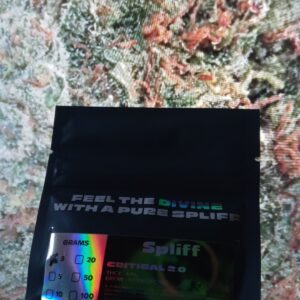 Recensione cliente Critical con foto - Spliff