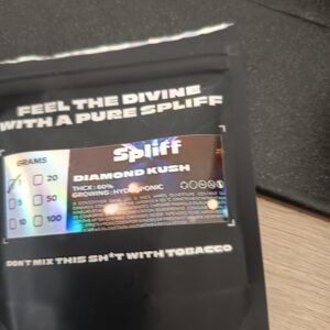 Recensione cliente Diamond Kush con foto - Spliff
