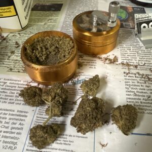 Recensione cliente Gorilla Glue con foto - Spliff