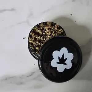 Recensione cliente Mini Grinder con foto - Spliff