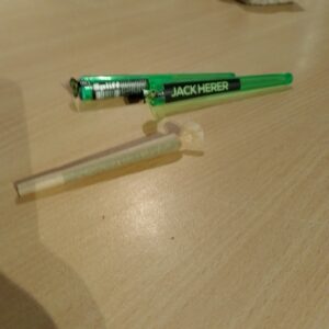 Recensione cliente Spinelli THCX pre-rollati - Jack Herer con foto - Spliff