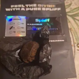 Recensione cliente Kashmir Hash con foto - Spliff