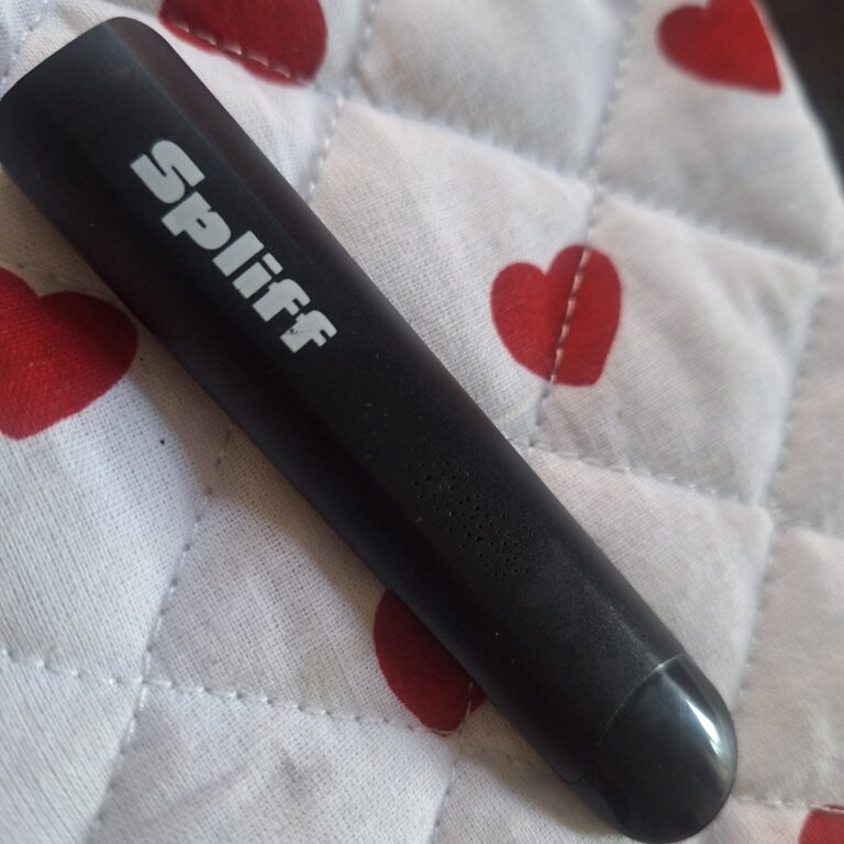 Click to view full screen Recensione cliente Magic Pod Live Rosin x2 con foto - Spliff