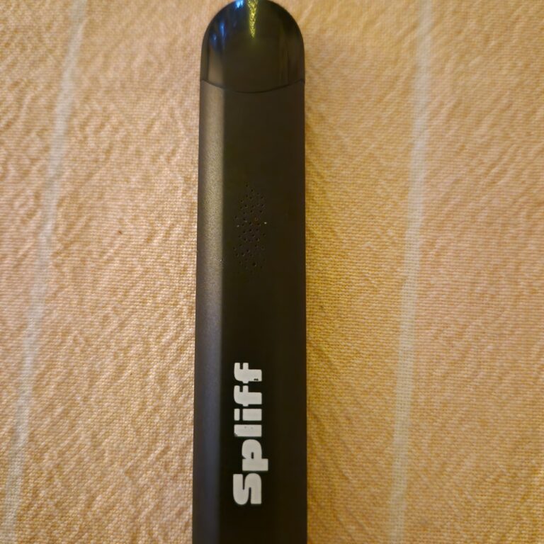 Click to view full screen Recensione cliente Magic Vape con foto - Spliff