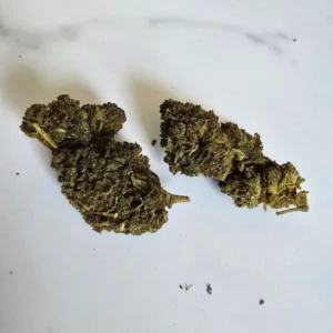 Recensione cliente Minibud Premium Superskunk con foto - Spliff