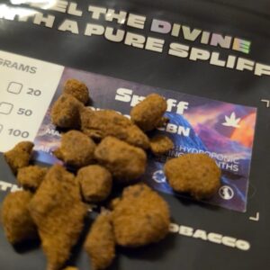 Recensione cliente Moon Rock CBN con foto - Spliff