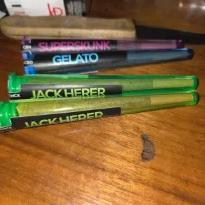 Recensione cliente Spinelli THCX pre-rollati - Jack Herer con foto - Spliff
