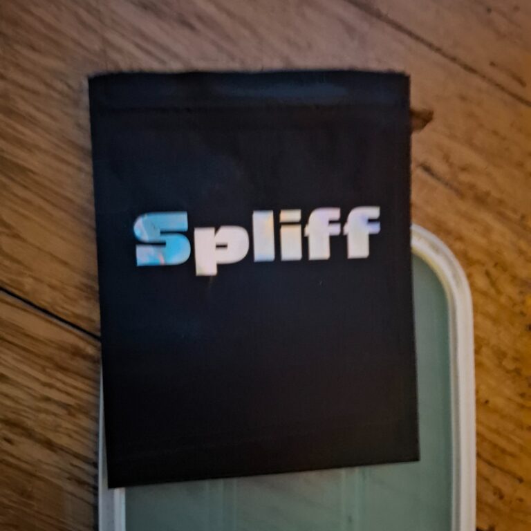 Click to view full screen Recensione cliente Purple Hash con foto - Spliff
