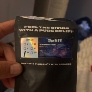 Recensione cliente Sapphire con foto - Spliff