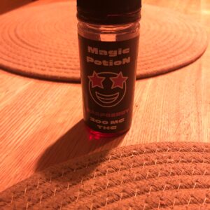 Recensione cliente Sciroppo di THC - Pozione magica con foto - Spliff