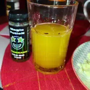Recensione cliente Sciroppo di THC - Pozione magica con foto - Spliff
