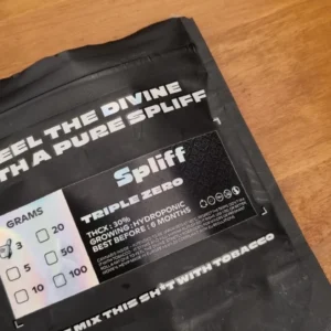 Recensione cliente Triple Zero con foto - Spliff