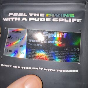 Recensione cliente Triple Zero con foto - Spliff