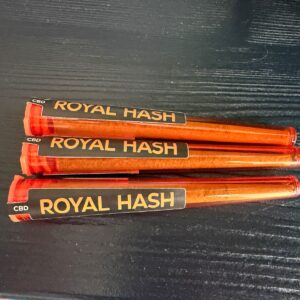 Recensione cliente Spinelli CBD pre-rollati - Royal Hash con foto - Spliff